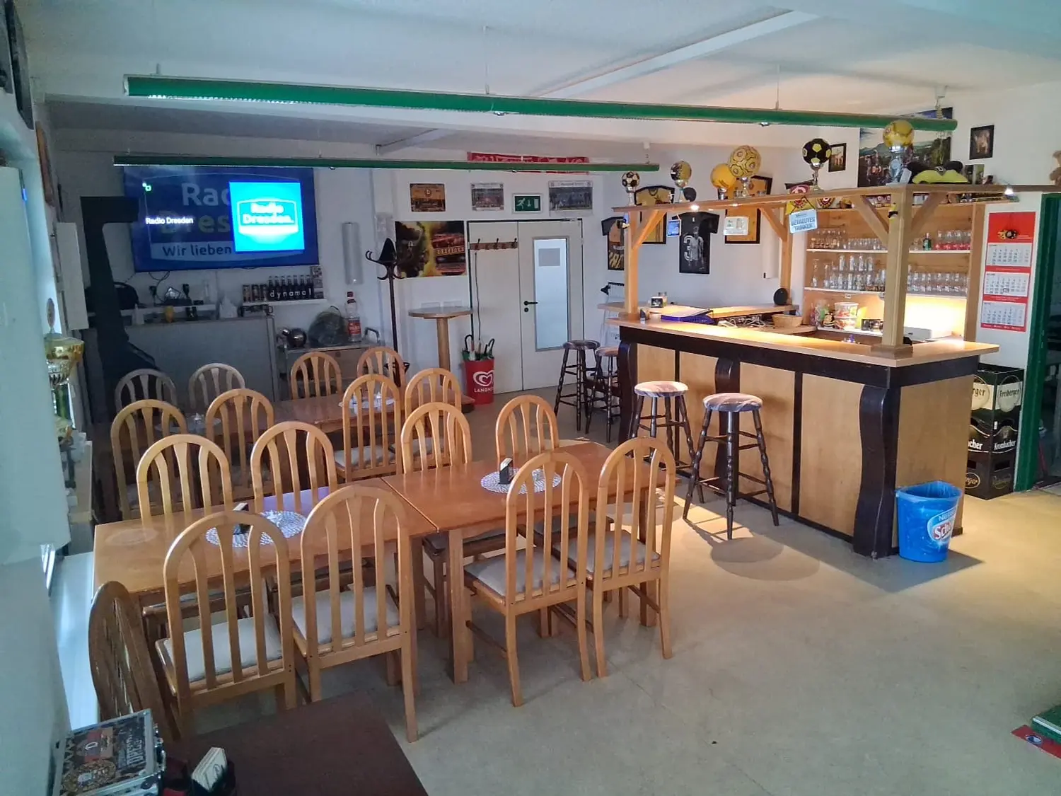 Sportgaststätte SV Grün-Weiß Pirna - Essbereich