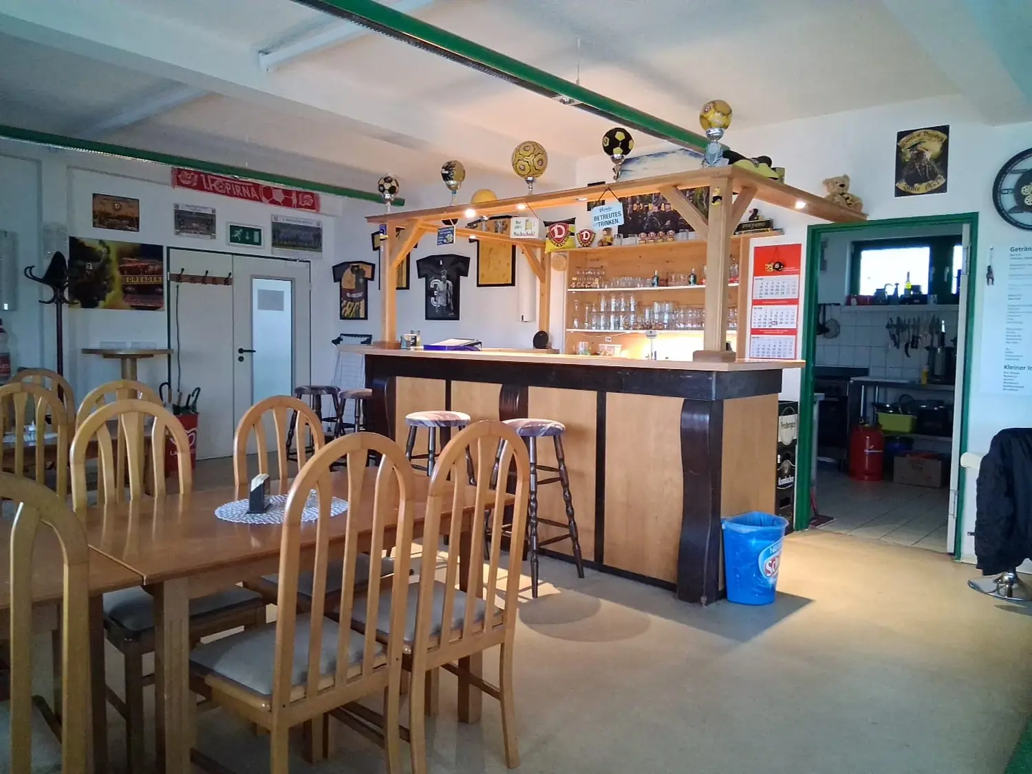 Sportgaststätte SV Grün-Weiß Pirna - Essbereich