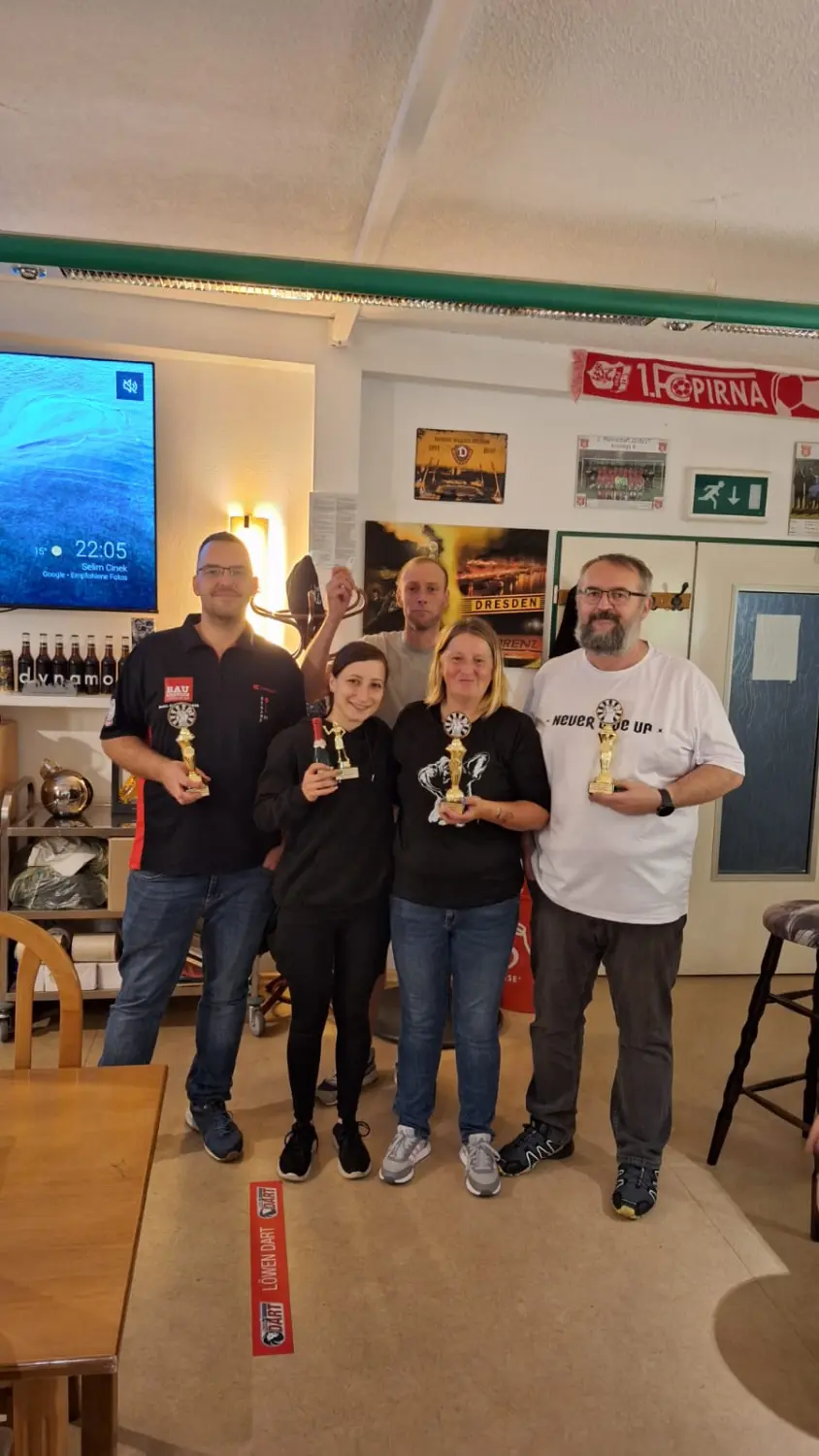 Sportgaststätte SV Grün-Weiß Pirna - Gebäude Vorderansicht