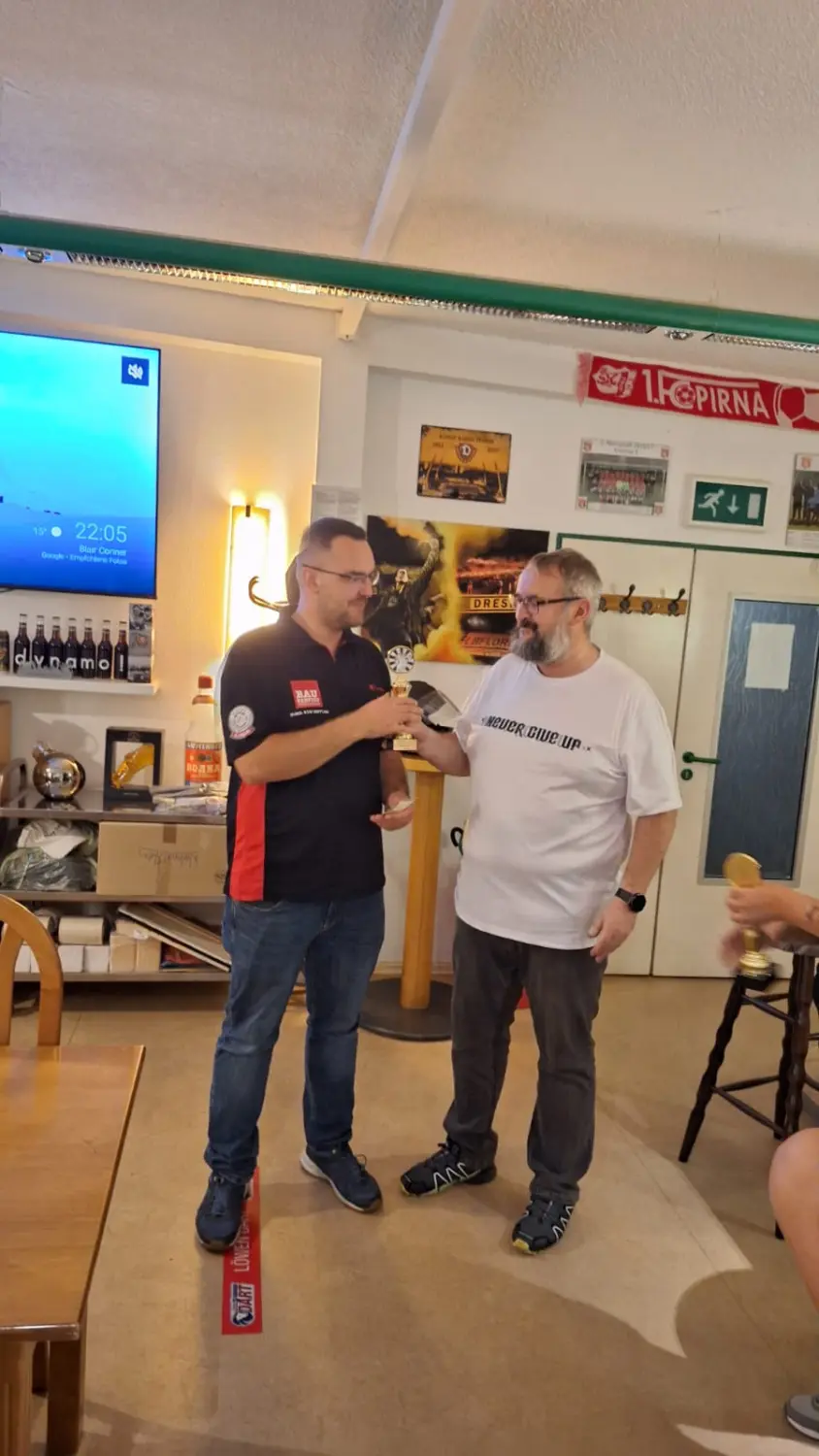 Sportgaststätte SV Grün-Weiß Pirna - Gebäude Vorderansicht