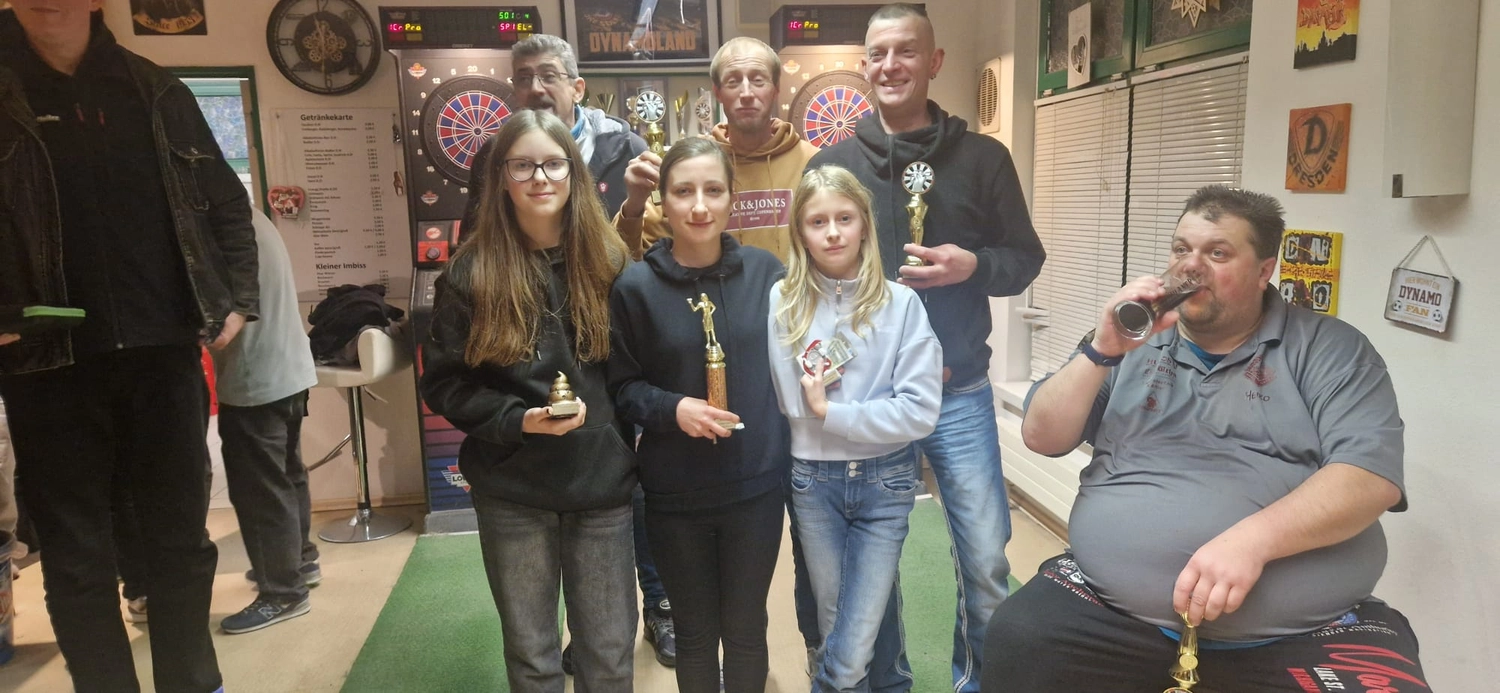 Sportgaststätte SV Grün-Weiß Pirna - Gebäude Vorderansicht