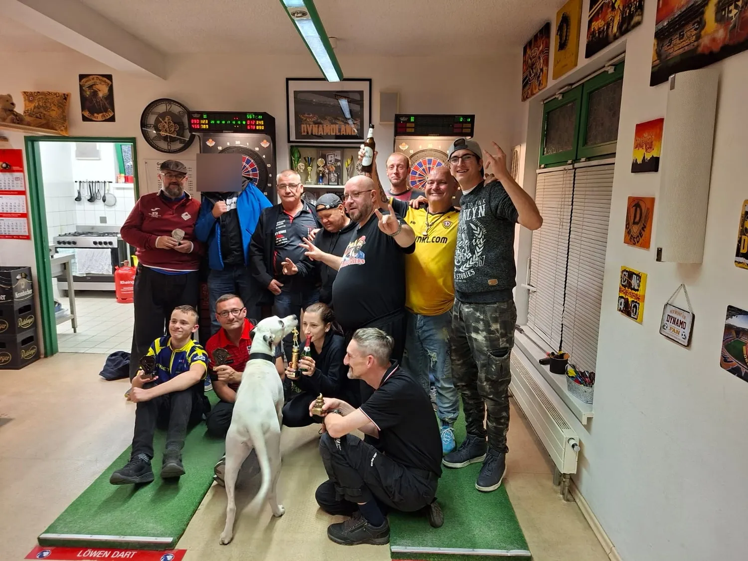 Sportgaststätte SV Grün-Weiß Pirna - Gebäude Vorderansicht